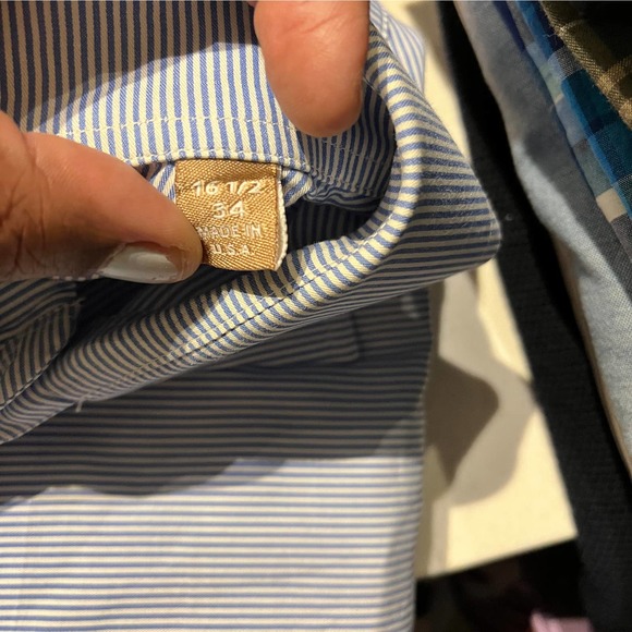 Gitman Bros Gold Men’s Large 16.5 Blue and White Striped Button Down - Picture 2 of 9